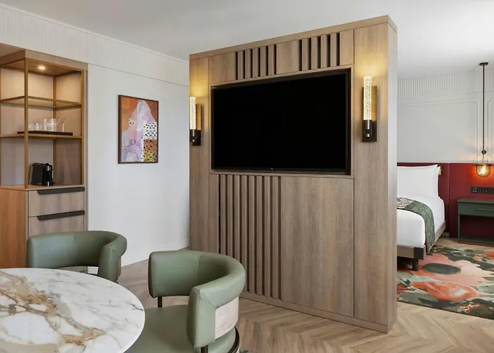 Imperial Riding School, Autograph Collection Hotel 4*